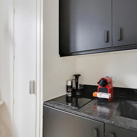 Pick A Flat's In Madeleine - Rue Tronchet Appartement Parijs